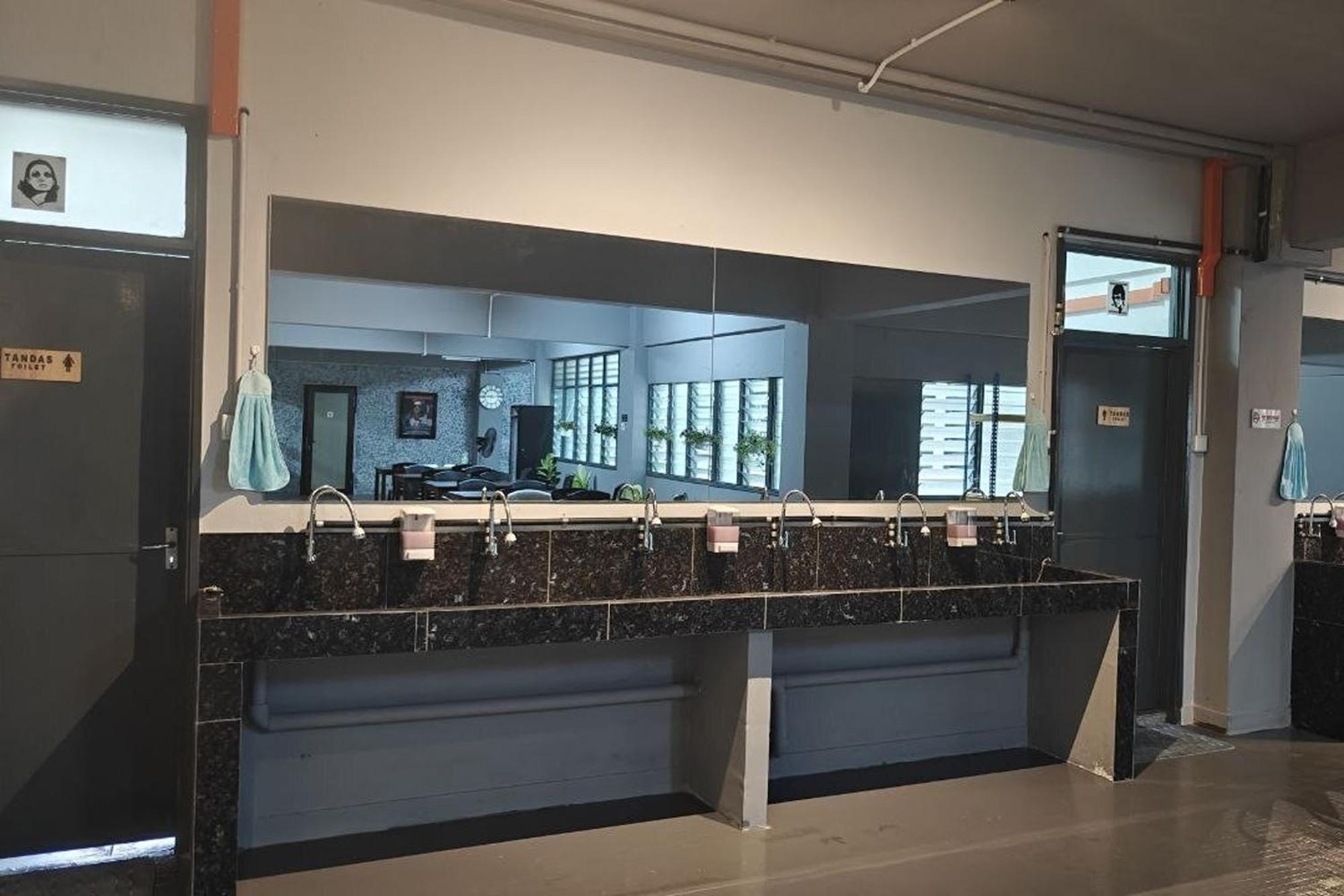 Makotel Hostel Ipoh Eksteriør billede
